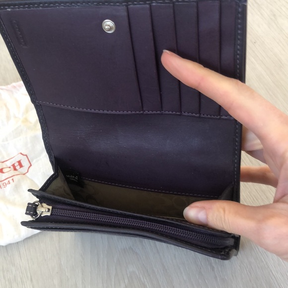 NWOT COACH Vintage Genuine Leatherware Medium Wallet Billfold, Chocolate Brown - Picture 10 of 16